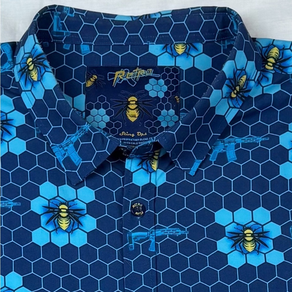 Retro Rifle Sting Ops Machine Gun Honeycomb BEE Print Shirt Mens 4XL Stretch EUC